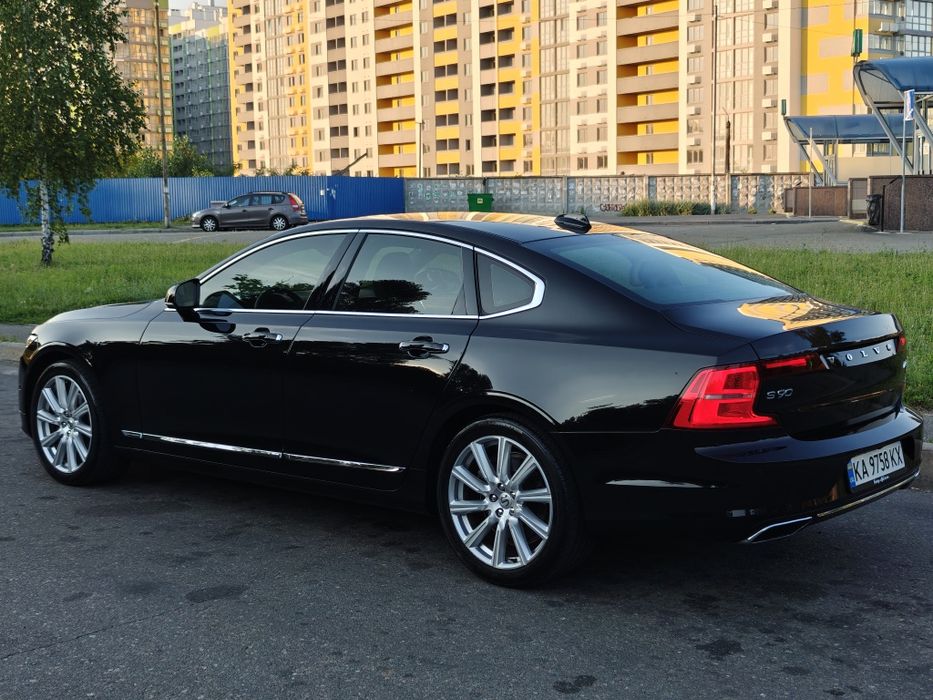 Volvo s90 inscription