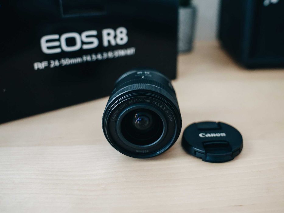 Canon RF 24-50mm F4.5-6.3 IS STM (Dentro da garantia)