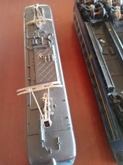 Comboio Locomotiva e Carruagens Pullmann Cwiil HO 1:87  H0 1/87