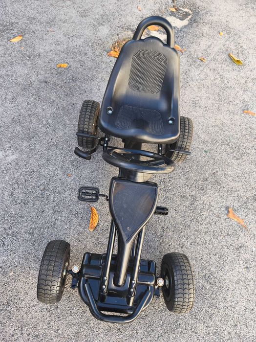 Carro kart com pedais