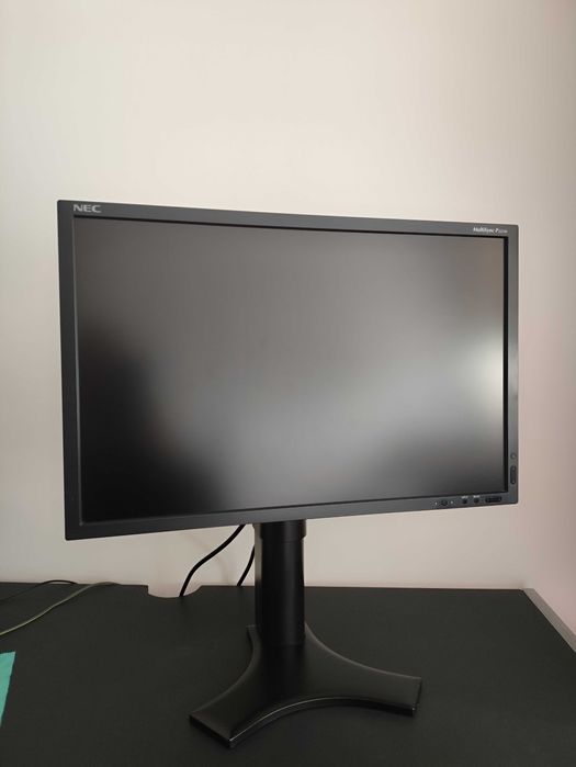 Monitor Panoramiczny (pion,poziom) NEC P221W-BK
