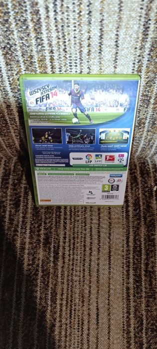 Sprzedam grę FIFA 14 na Xboxa 360