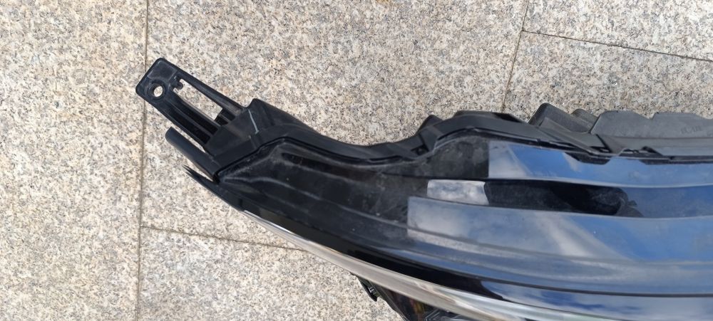 Farol Nissan Qashqai full led adaptive