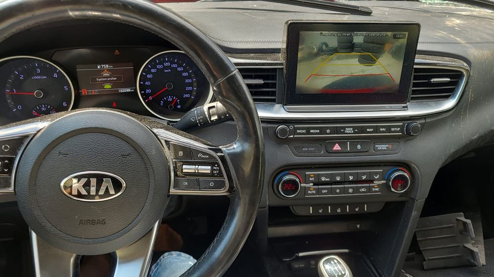Środek Kia Ceed 2019--
