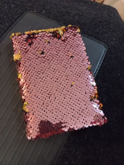 Caderno A6 muda de cor