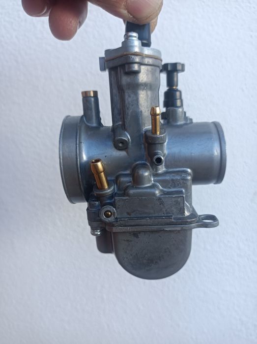 Carburador 21mm.