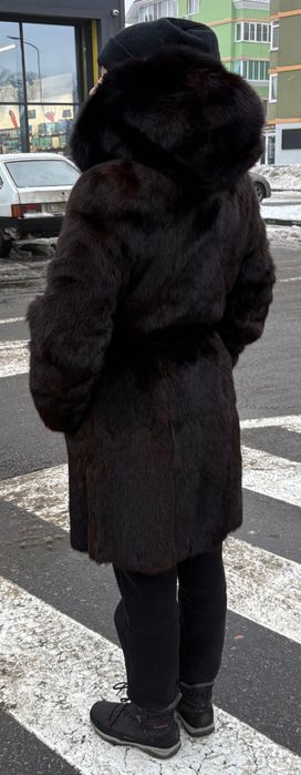 Шуба ниркова розмір М (49-50)