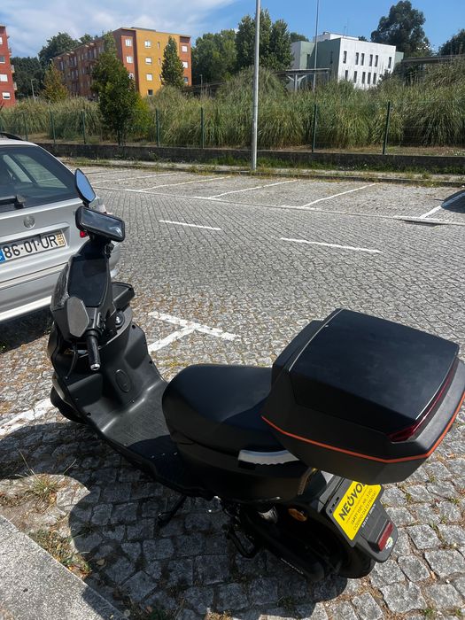 Scooter elétrica Neovolt à venda