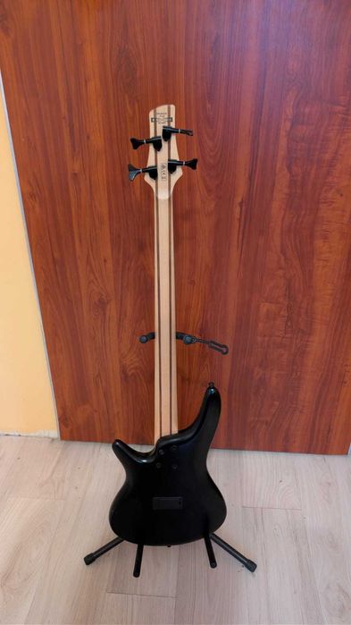 Gitara basowa Ibanez SR300EB