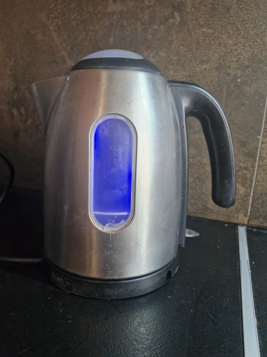 Електрочайник Philips