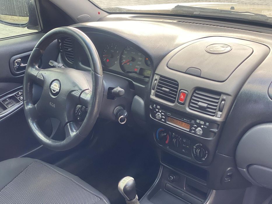 Nissan almera 1.5
