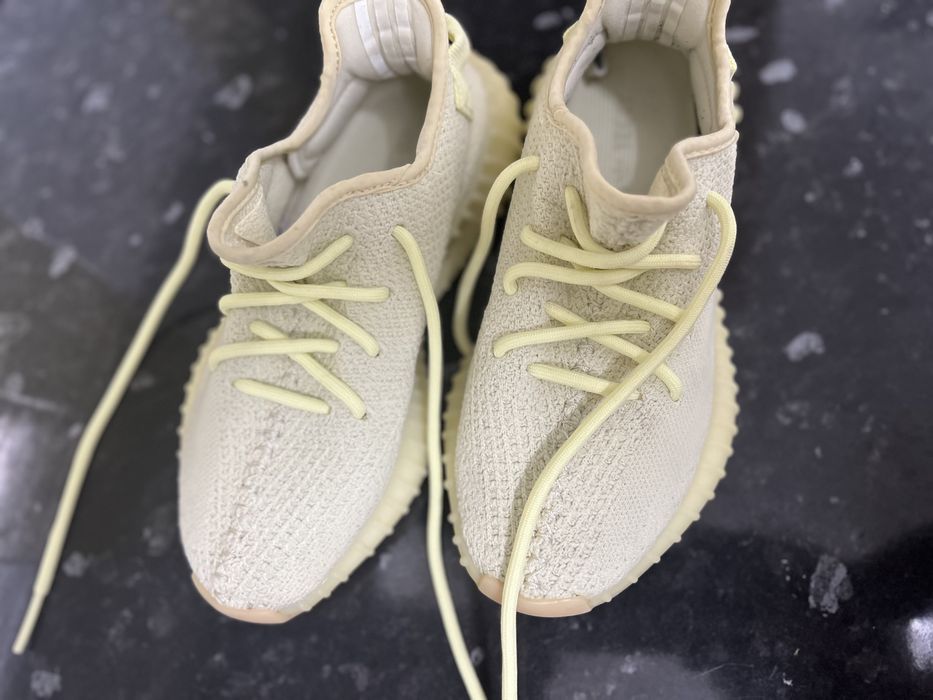 Adidas yeezy  em otimo estado