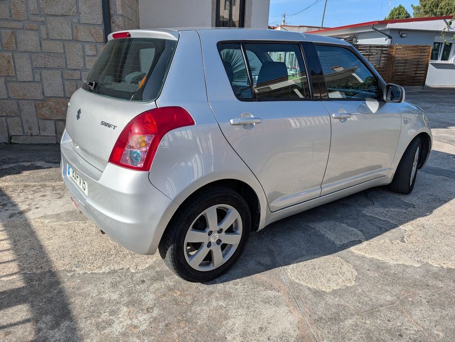 Suzuki Swift 1.3 gasolina. Ano 2008/06