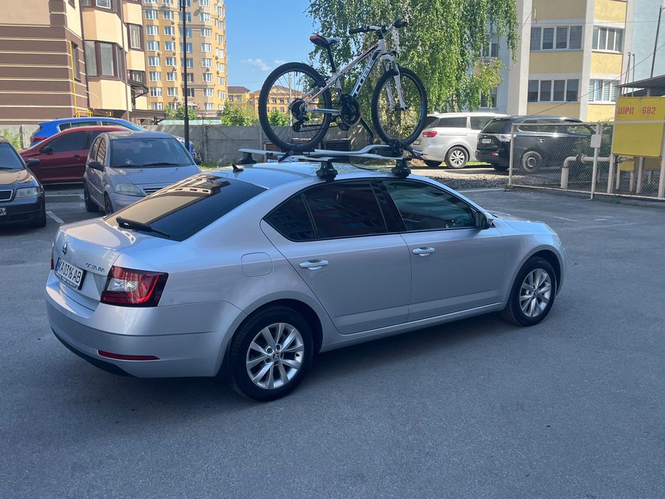 Поперечини для вашого Skoda багажник thule