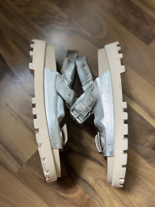 Босоніжки Zara