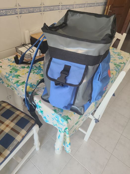 Cana de pesca  mais saco