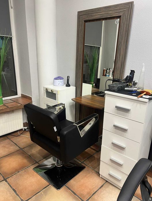 Stanowisko dla Barbera,Fryzjerki,Kosmetyczki,Masażysty,Tatuatora