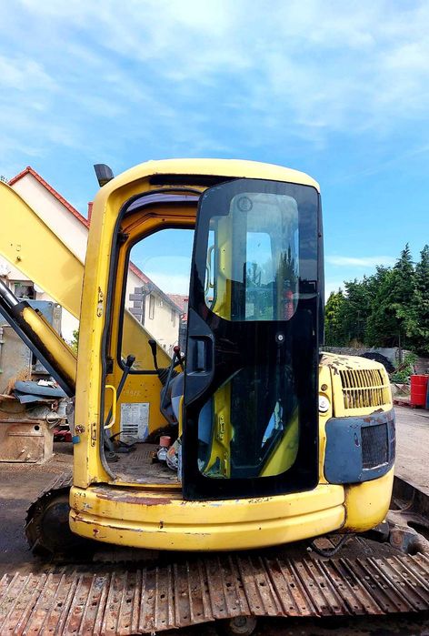 minikiparka Komatsu pc 75uu metalowe gąsienice pompa hydrauliczna