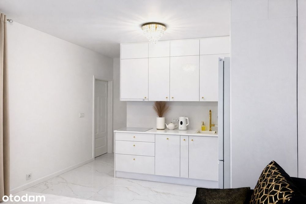 Na sprzedaż 42 m² | 2 pokoje z ogródkiem | Parter | Marki