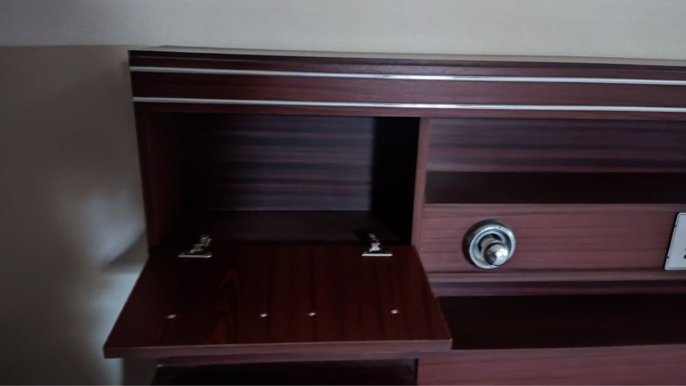 Conjunto de cama anos 70 com radio