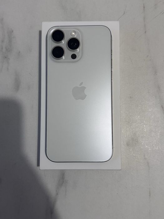 Iphone 15 Pro Max - 256 GB - Biały tytan - White titanium