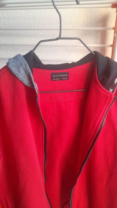 Casaco de Fato de Treino vermelho  12 Anos