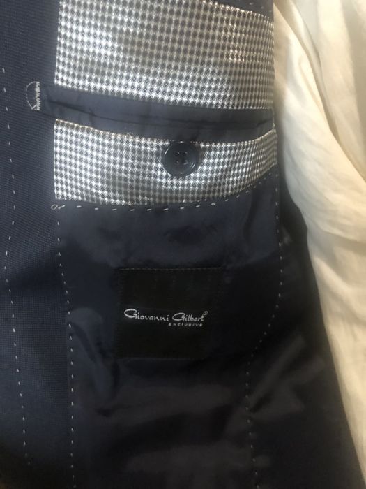 Фирменный костюм на выпускной