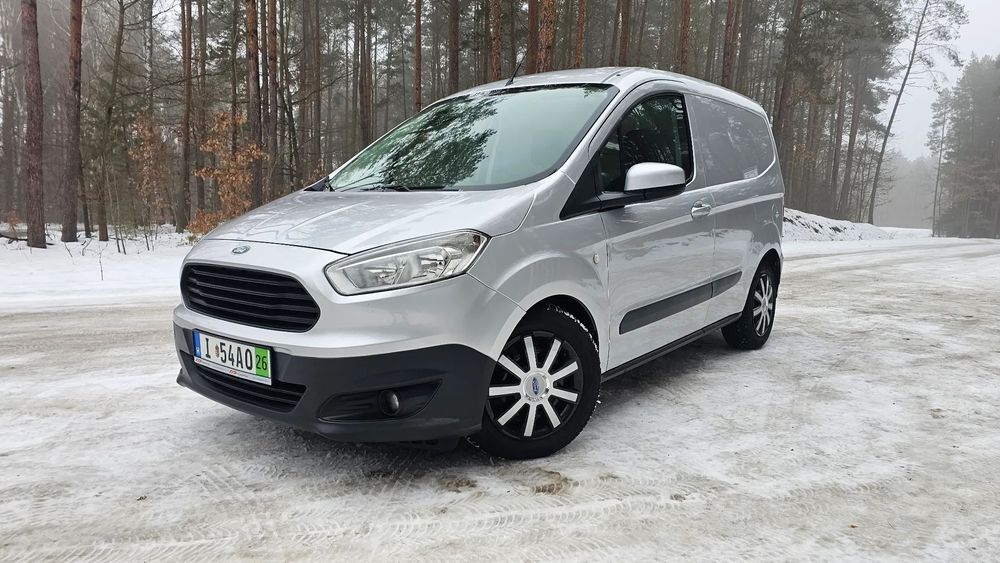 Ford Transit Courier  Ford Transit Courier 2015 rok super stan najlepszych silnik