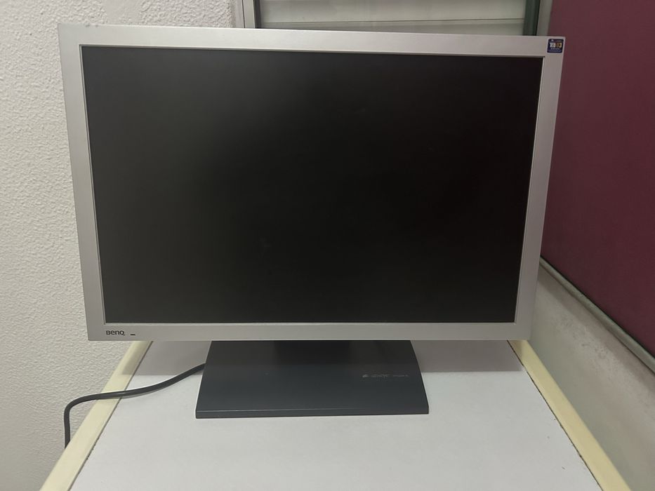 TFT Benq 17” hdmi
