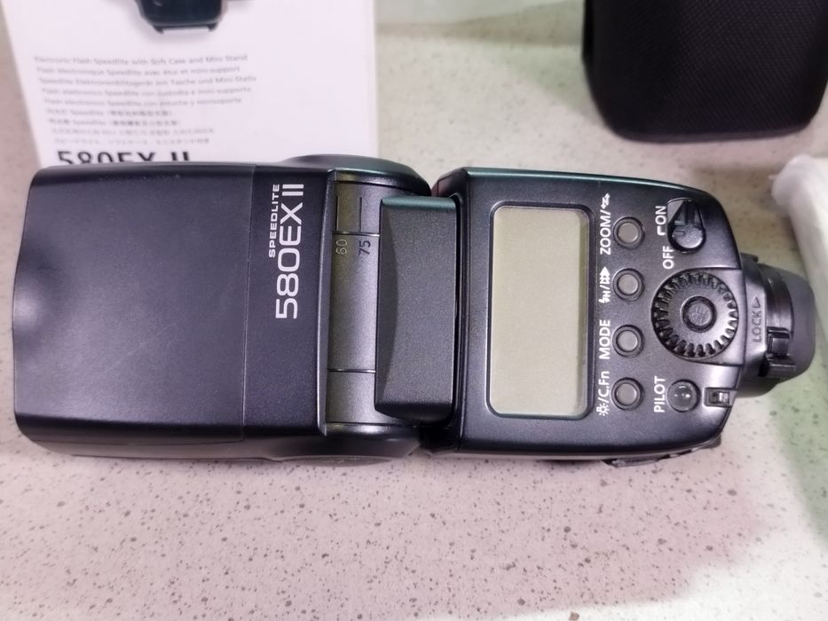 Вспышка фотовспышка спалах canon 580ex ii