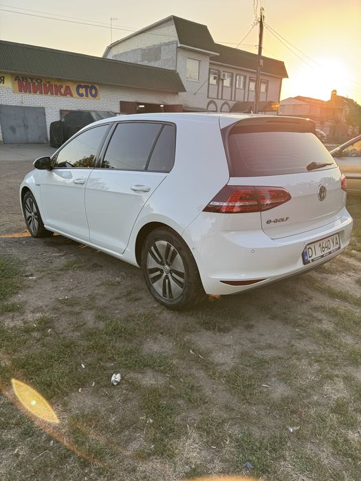 Volkswagen E-Golf 24kw