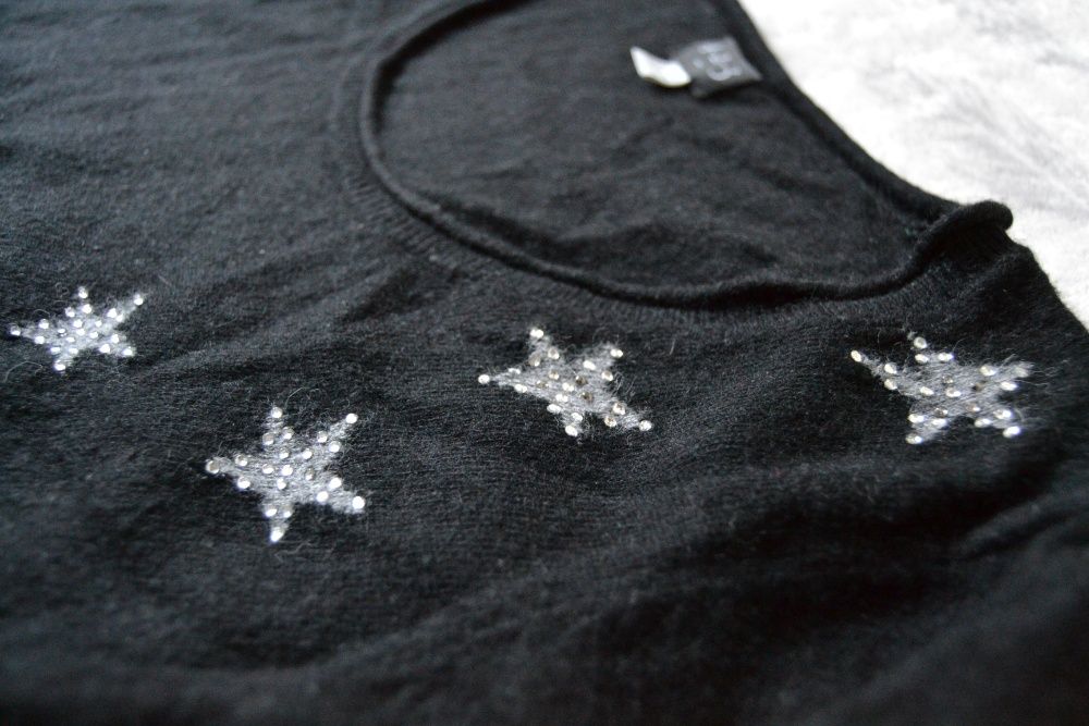 Czarny sweter 1 2 3 Paris Un Deux Trois gwiazdki 36 S 34 XS