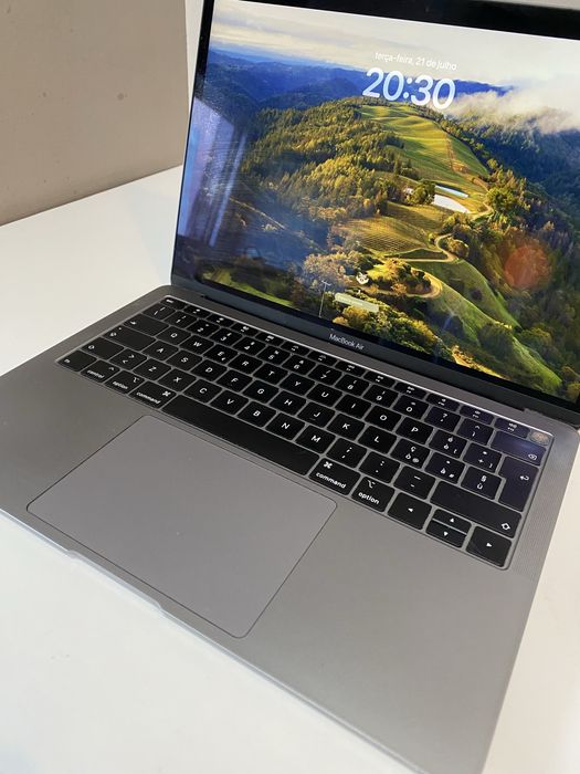 Apple MacBook Air 13" Retina (2019) | Space Gray | Intel i5 | 8GB RAM | macOS Sonoma | Impecável c/ Carregador