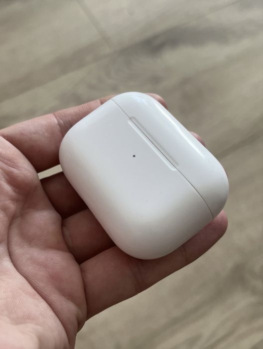 Case Apple AirPods Pro (Gen 1) ORI SPRAWNE