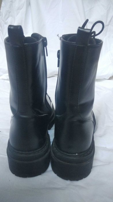 Buty botki czarne damskie trapery 39