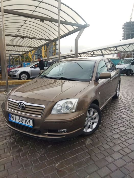 Toyota avensis 2.2 дизель