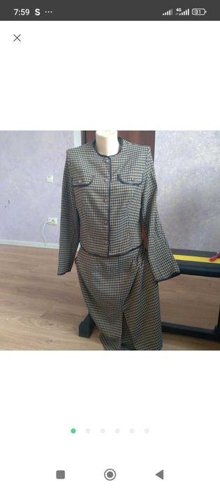 Костюм юбочный практичный