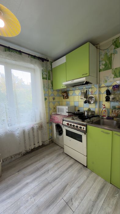 У продажа 4к квартира на проспекті Богдана Хмельницького