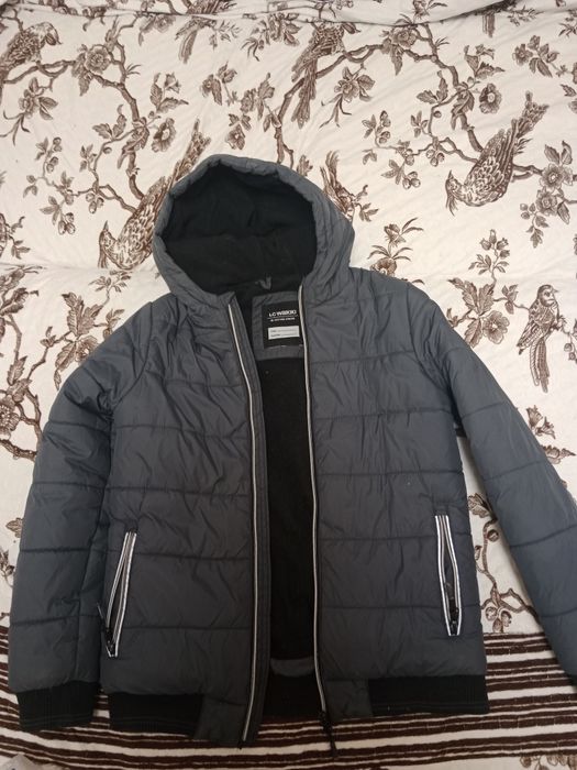 Куртка тепла осінь