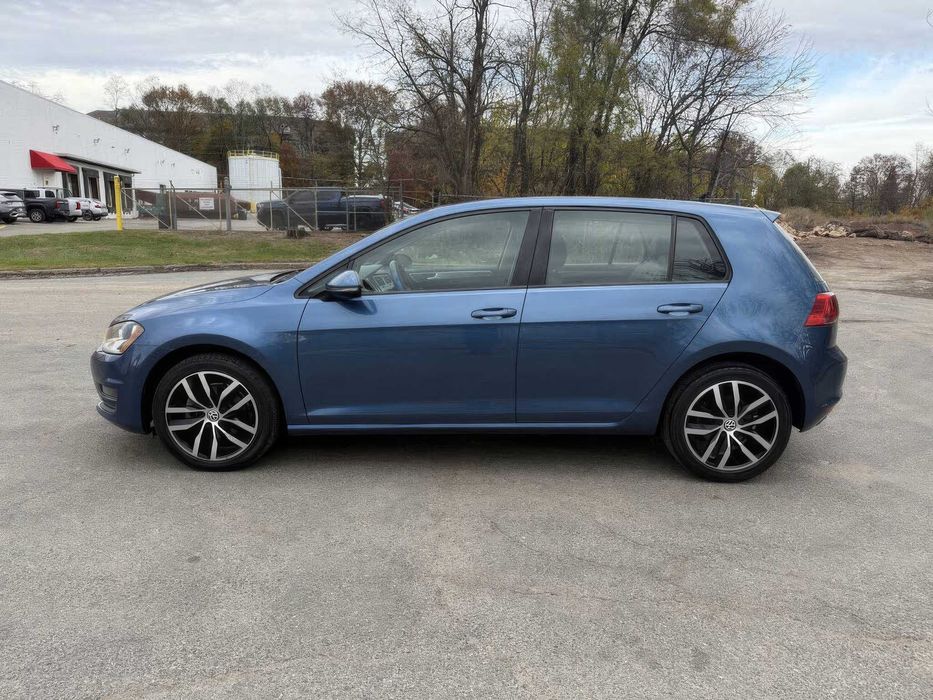 Volkswagen Golf SE 4-Door      2016