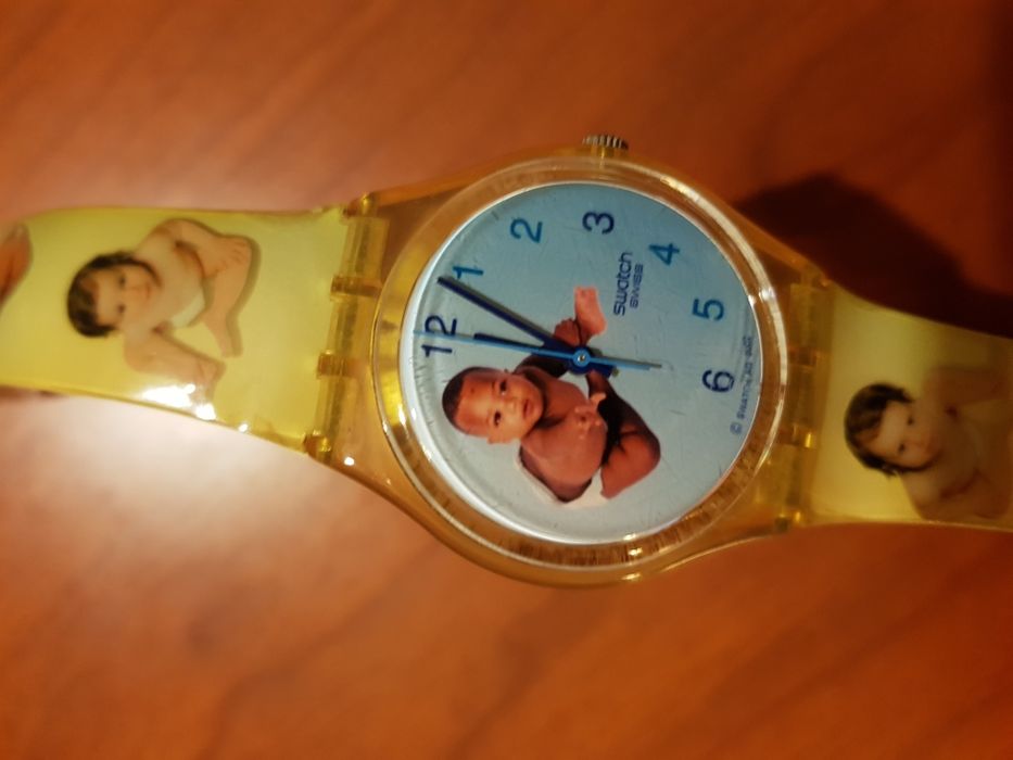 2 relógios swatch