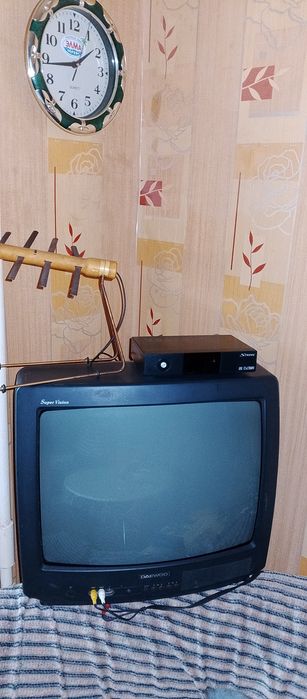ТВ Daewoo+T2 приставка Strony+антенна
