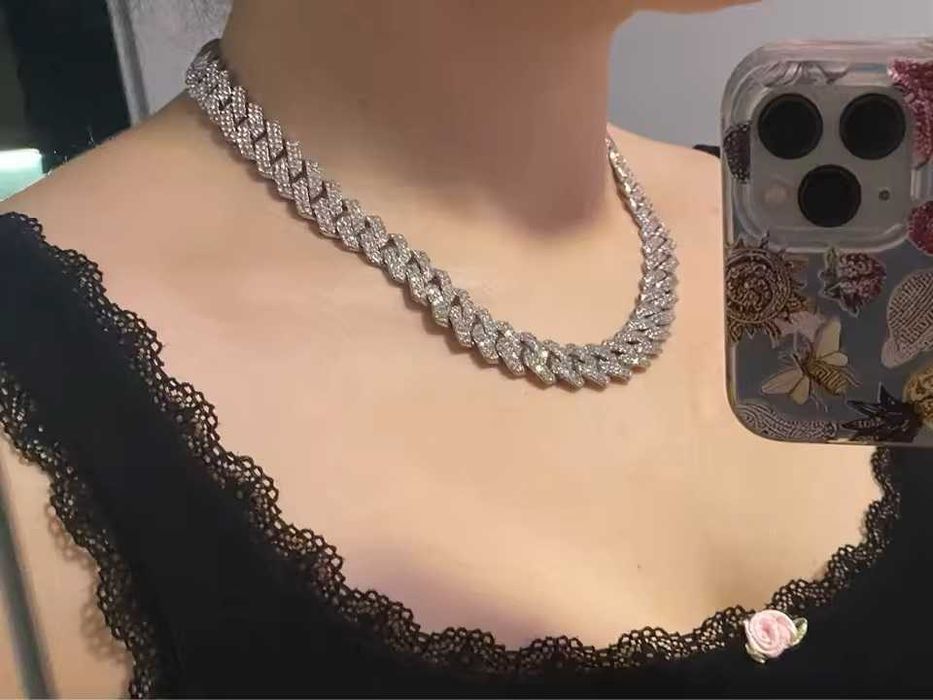 Naszyjnik zdobiony długość 46 cm