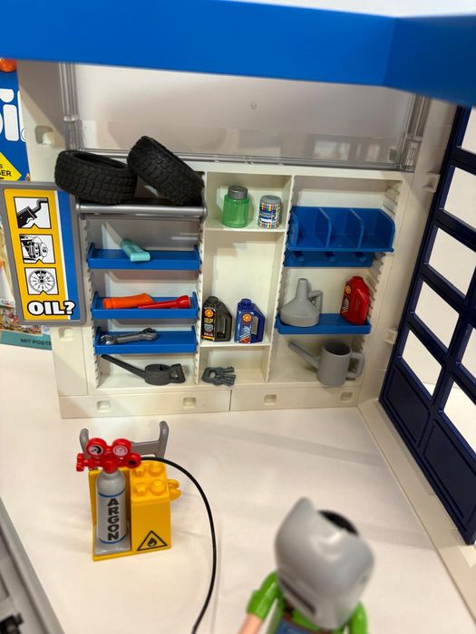 Playmobil city Life 70202 warsztat samochodowy