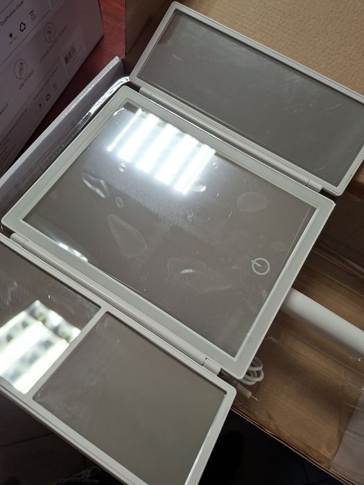 Lusterko Kosmetyczne Podświetlane Led Rozkładane