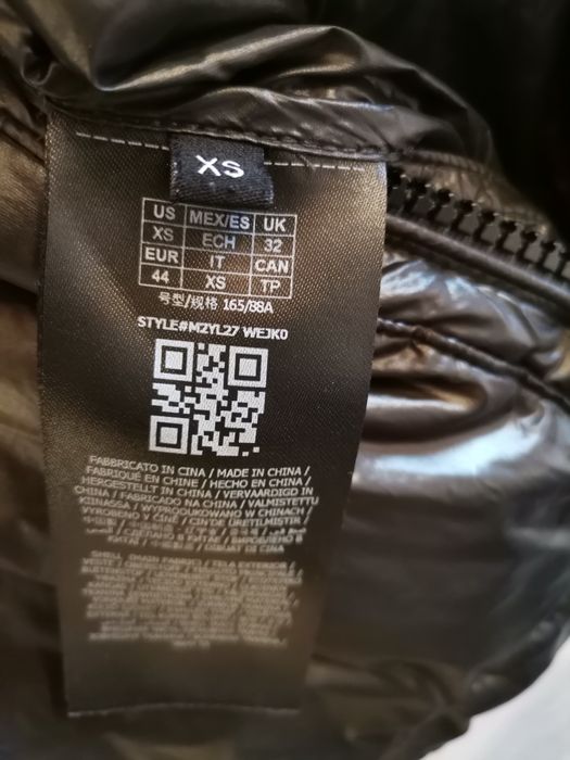 Kurtka młodzieżowa Guess