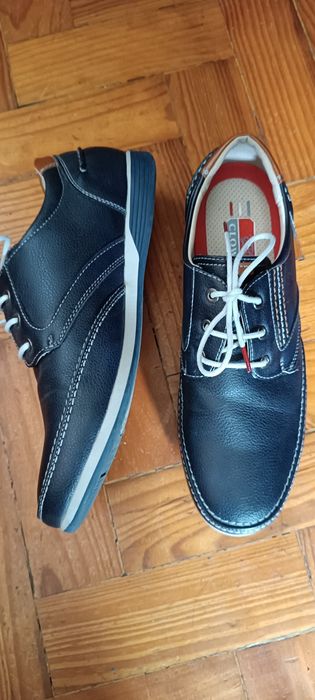 Sapatos  azuis homem