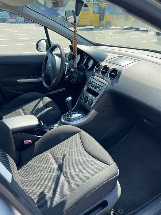 Peugeot 308SW 2012 1.6 e-HDI