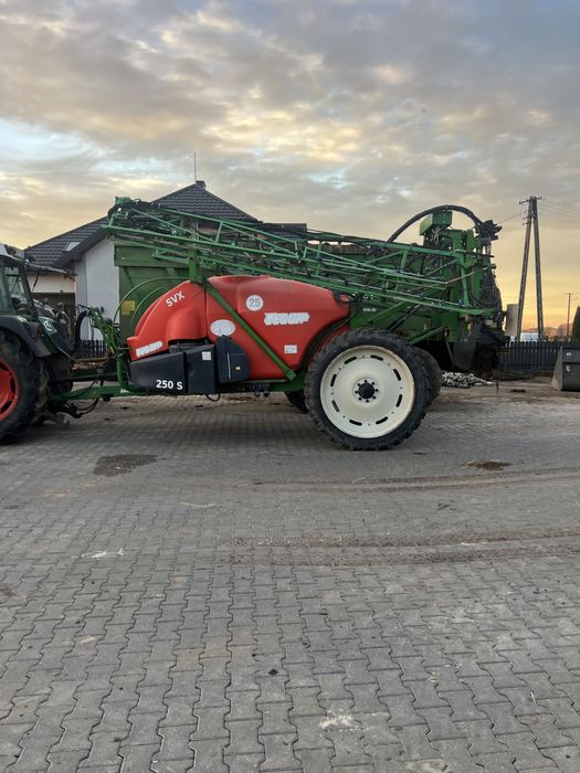 Sprzedam opryskiwacz 3200 seguip 2012r