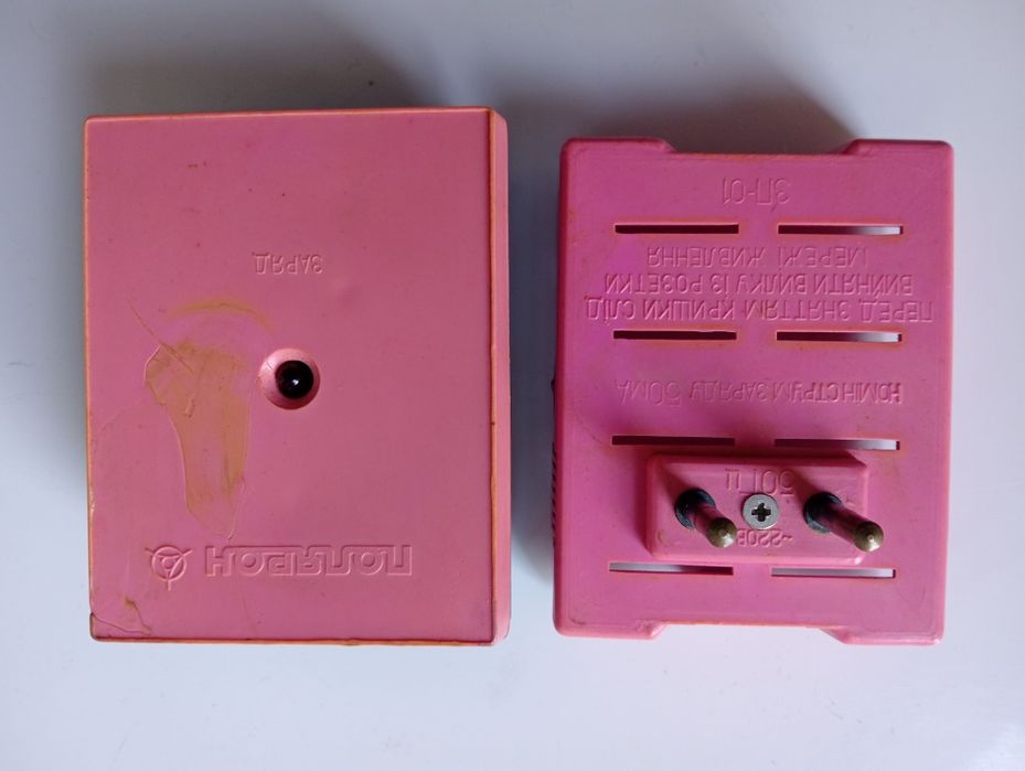 Зарядное устройство "Полярон" для "пальчиковых" аккумуляторов